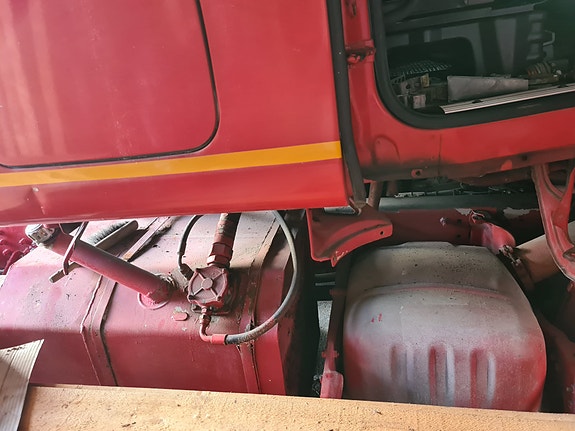 Scania T 144 10 of 30