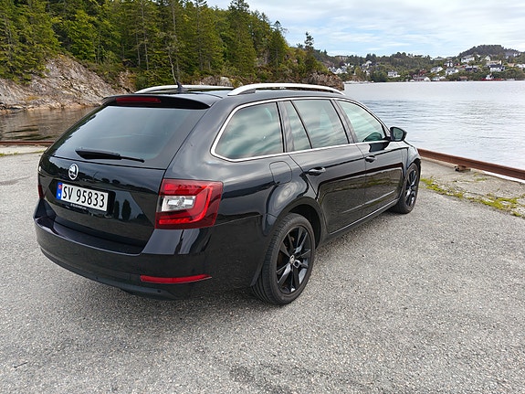 Skoda Octavia 4 of 21