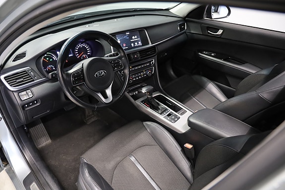 Kia Optima 5 of 11