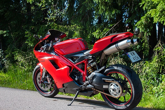 Ducati 848 EVO 5 of 10