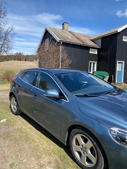 Volvo V40 5 of 21
