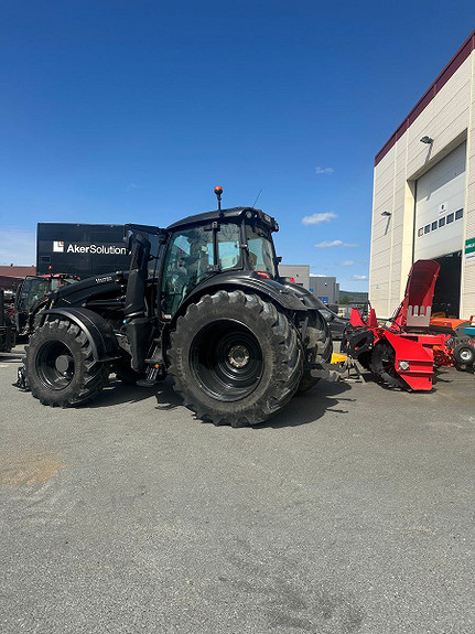 Valtra T235DST Fronthyd. og PTO/Laster/Vinterpakke 2022, kr 1 690 000,-