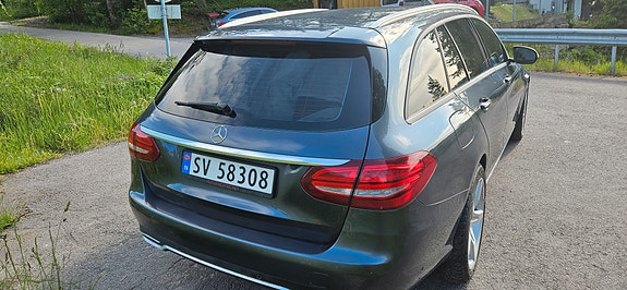 Mercedes-Benz C180 5 of 13