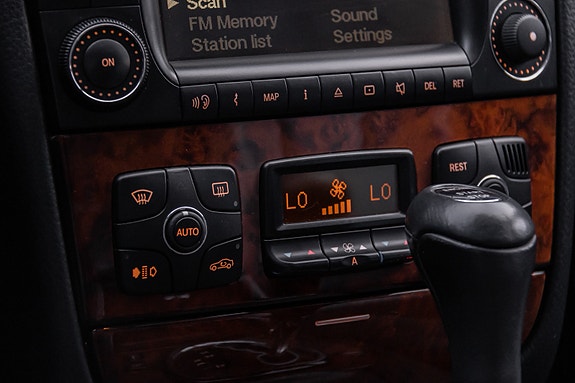 Mercedes-Benz S500 26 of 30