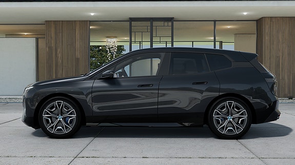 BMW iX 26 of 30
