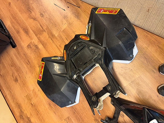 Product image 2 of 9