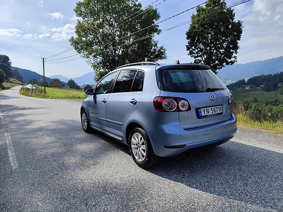 Volkswagen Golf Plus 2 of 23