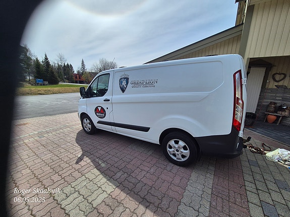 Ford Transit 4 of 5