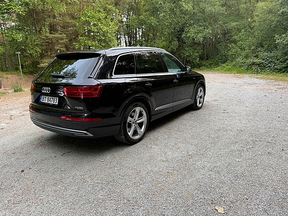 Audi Q7 19 of 24
