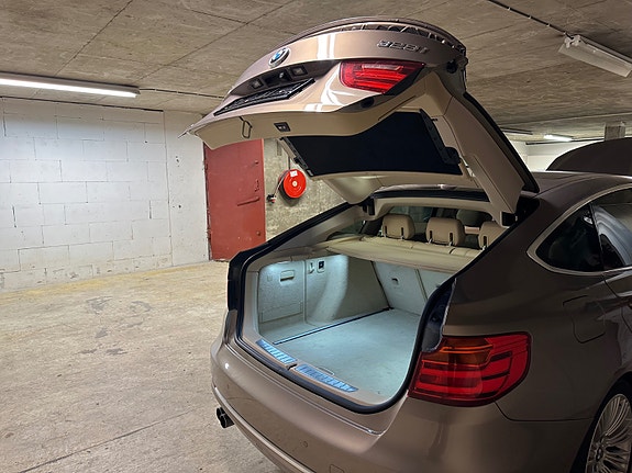 BMW 328i 30 of 30
