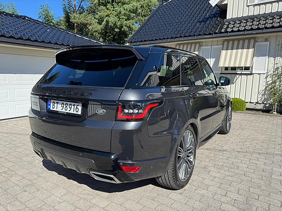 Land Rover Range Rover Sport 5 of 23