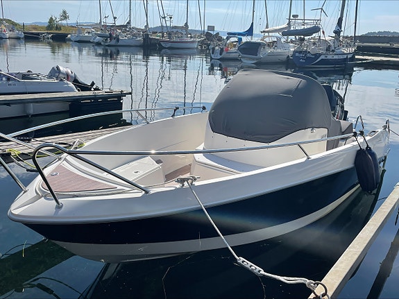 Oceanmaster 630 WA med sterk Suzuki 150 Hk 4-takt / Skjærgårdsjeep 3 of 5