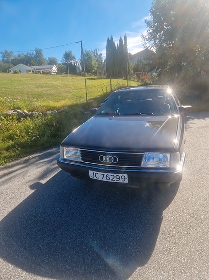 Audi 100 3 of 5