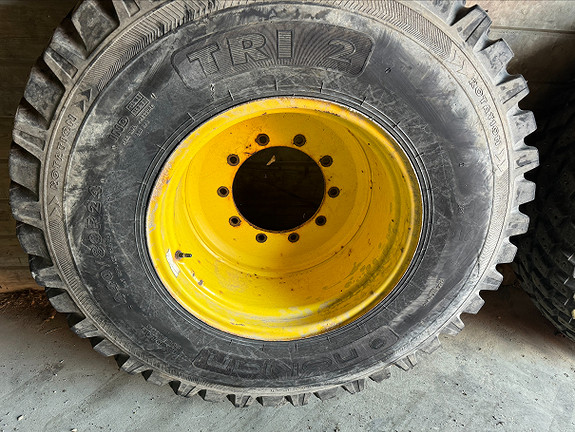 Nokian TRI 2 John Deere 6620 Nokian TRI 2 John Deere 6620, kr 9 000,-