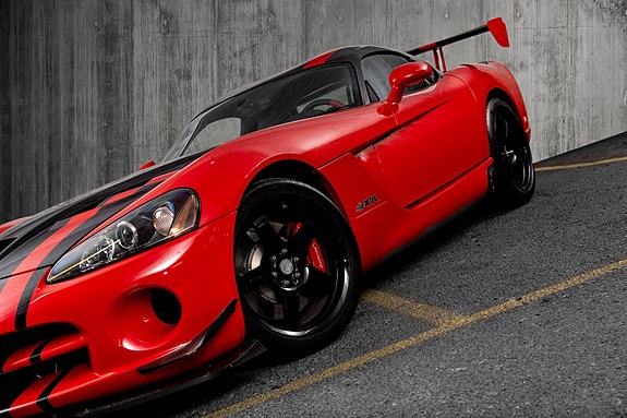 Dodge Viper 13 of 30