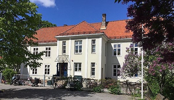 Schafteløkken barnehage er en hyggelig, liten og privat menighets barnehage som ligger sentralt i en villa på Frogner i Oslo