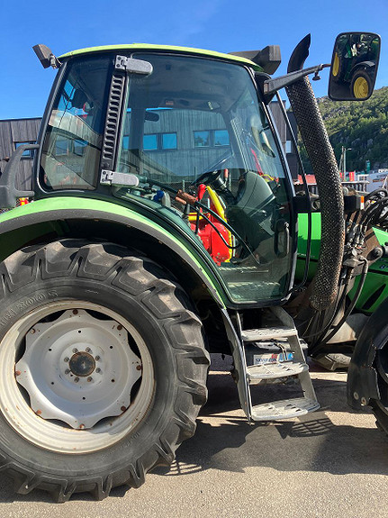 Deutz Fahr Agrotron 85 1998, kr 175 000,-