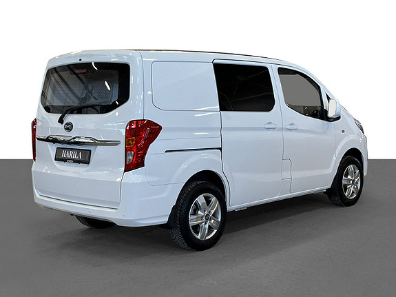 BYD T3