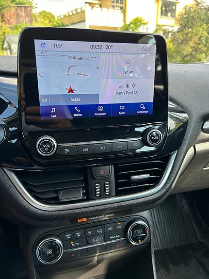 Ford Fiesta 14 of 22