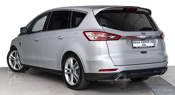 Ford S-MAX 3 of 29