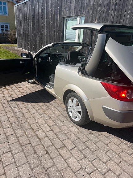 Renault Megane 3 of 5