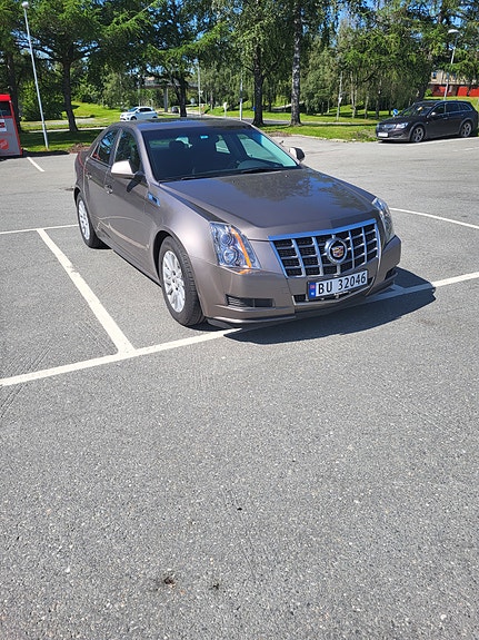 Cadillac CTS 3 of 5