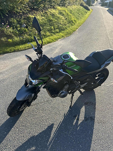 Kawasaki Z 650 4 of 4