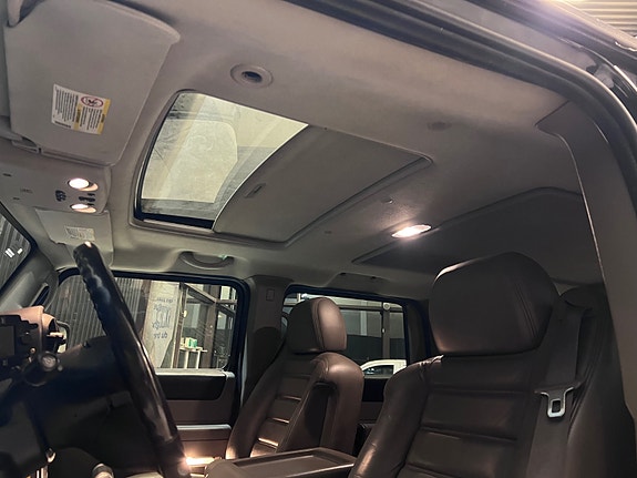 Hummer H2 25 of 30
