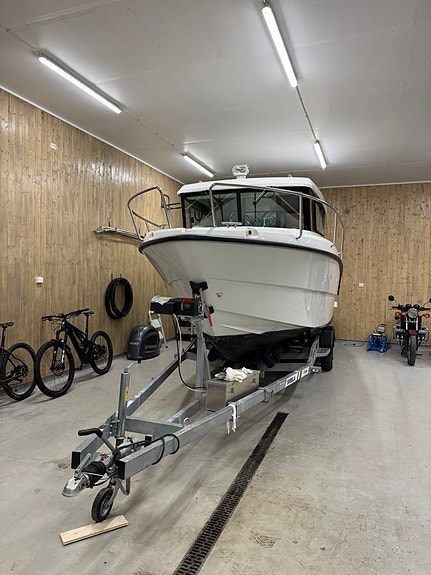 Finnmaster P7 Weekend Med Ny motor 2025 Allsidig båt 3 of 5
