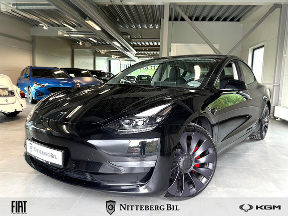 Tesla Model 3 Performance-Skinn-Premiumlyd-Autopilot-Pano-R.Kamera. 2022, 79 200 km, kr 319 000,-