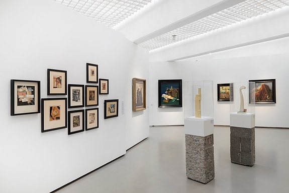 Henie Onstad har en samling på mer enn 8000 verk.