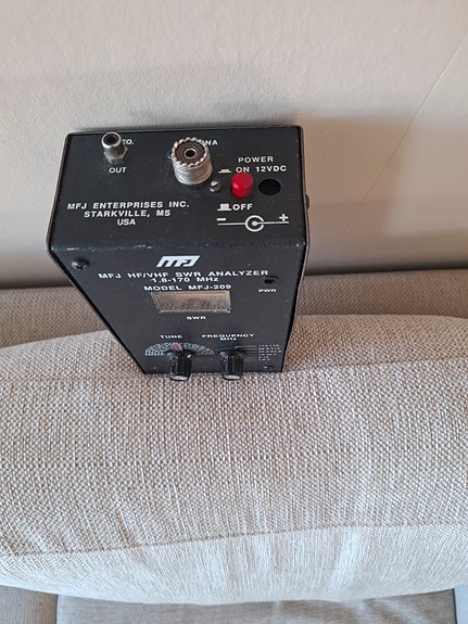 Product image 8 of 9
