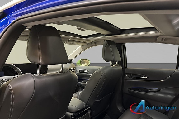Toyota Mirai 10 of 15