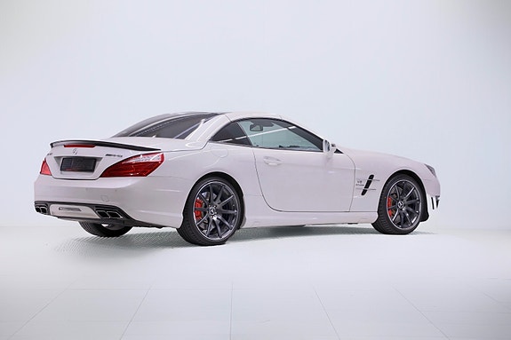 Mercedes-Benz SL63 8 of 29