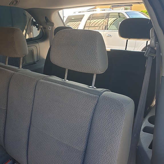 Dodge Grand Caravan 8 of 12