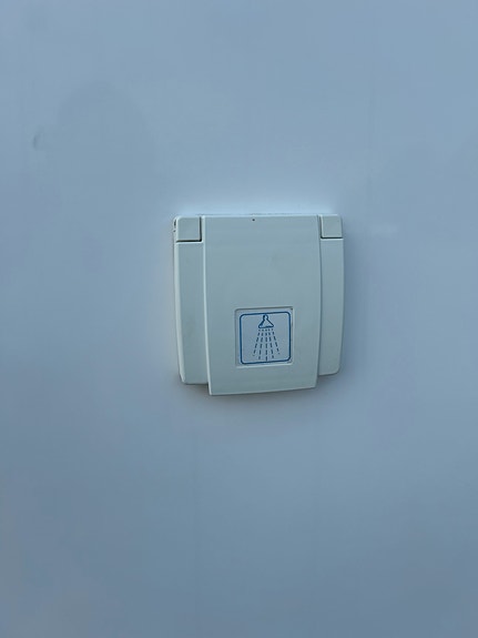 Mobilvetta K-Yacht Tekno Line 85 | lav km | ny reg. reim 24/4-26 | fukt- og gasstestet 7/8-25 | meget velholdt | enkle senger og senkeseng 14 of 30