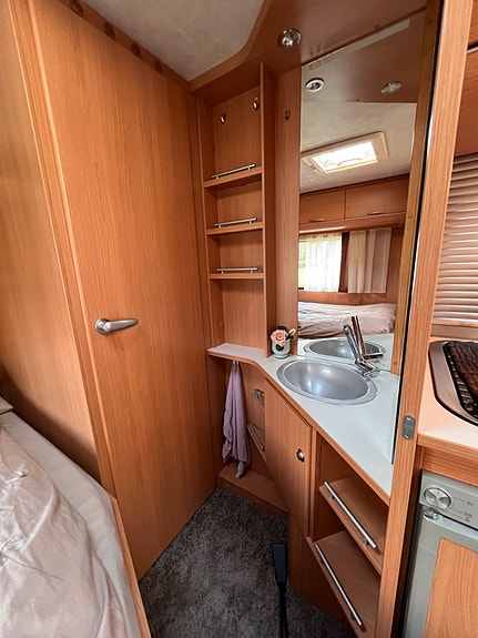 Adria Altea 432PX 8 of 19