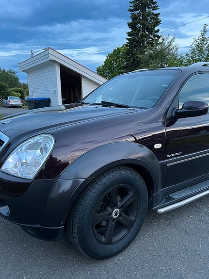 SsangYong Rexton 10 of 30