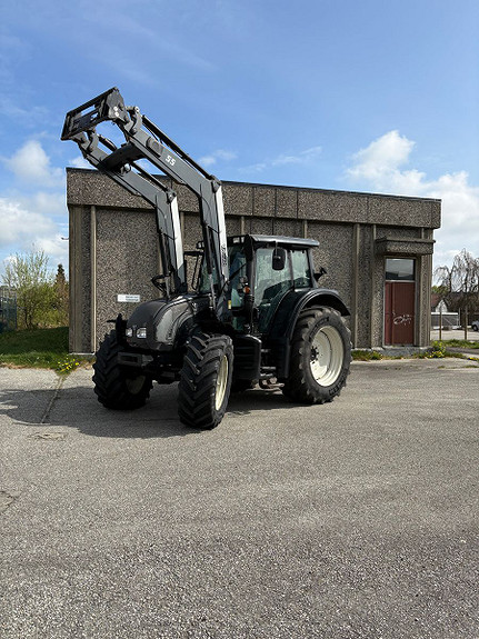 Valtra N142 D 2010, kr 569 000,-