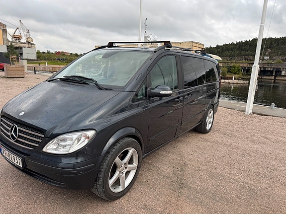 Mercedes-Benz Viano 23 of 30