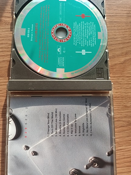 Product image 3 of 3