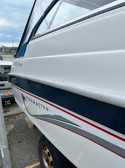 Finnmaster 5700 open, nylig service. Kun brukt 259 timer 4 of 5