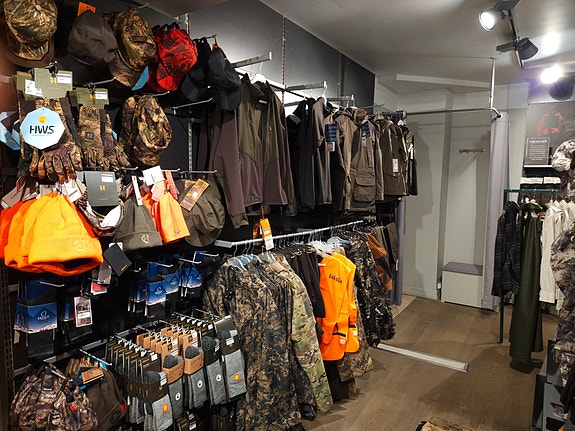 Bilder fra vår avdeling for jakttøy.