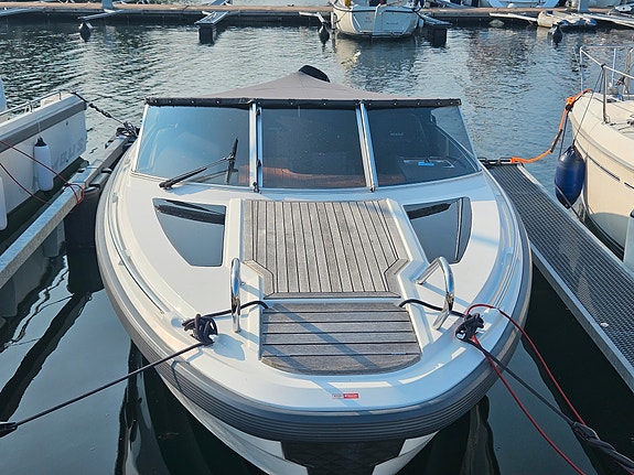 IBIZA 760 T med 300 hk Suzuki 3 of 30