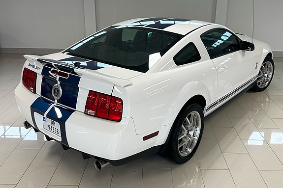 Ford Mustang 9 of 30