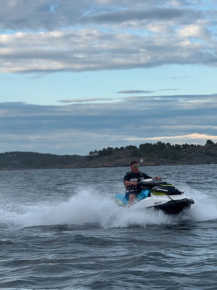 Vannskuter til Leie 10 of 12