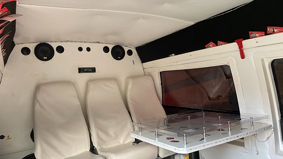 Chevrolet G30 5 of 9