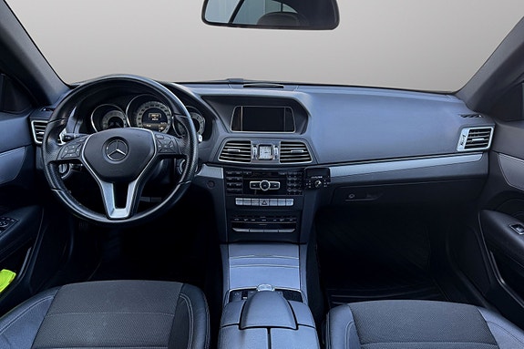 Mercedes-Benz E200 14 of 15