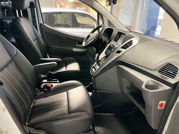 BYD T3 14 of 24