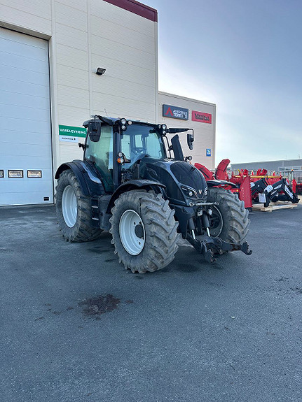 Valtra N174Dst Fronthydrauliikk/Vinterpakke 2019, kr 900 000,-